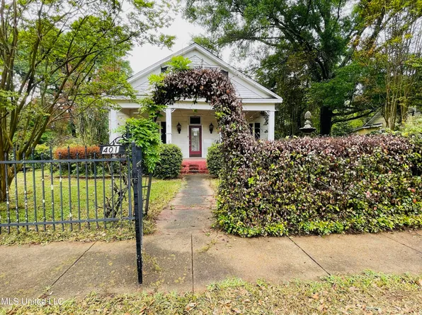 401 N Jackson St, Crystal Springs, MS 39059