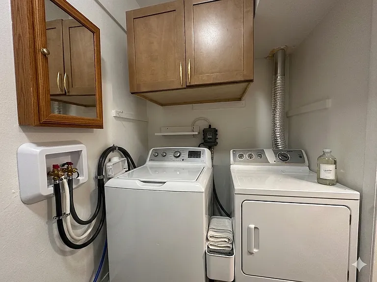9488 Conklin Ave — Photo 7