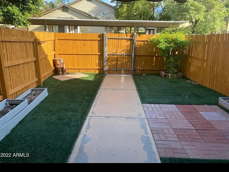 10101 N 91st Ave #117 — Photo 8