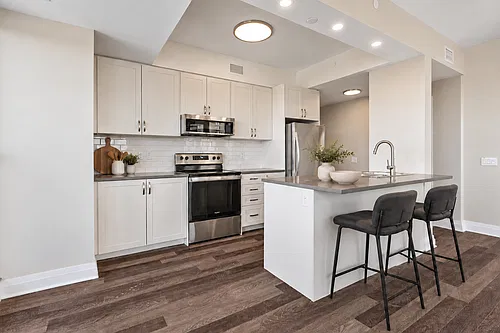 Floor plan 2 Bedroom 2 Bed 2 Bath 10