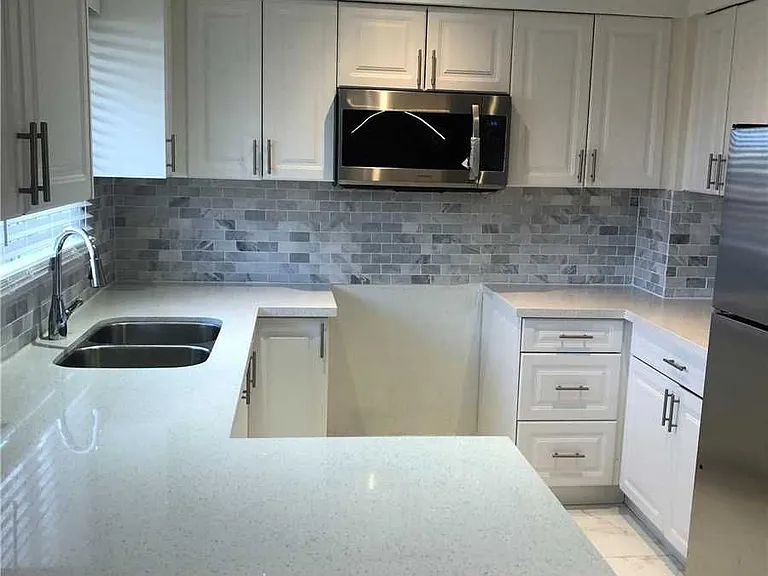 2295 Marine Dr #8 — Photo 8