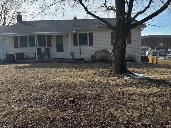 515 Lee St, Orwigsburg, PA 17961