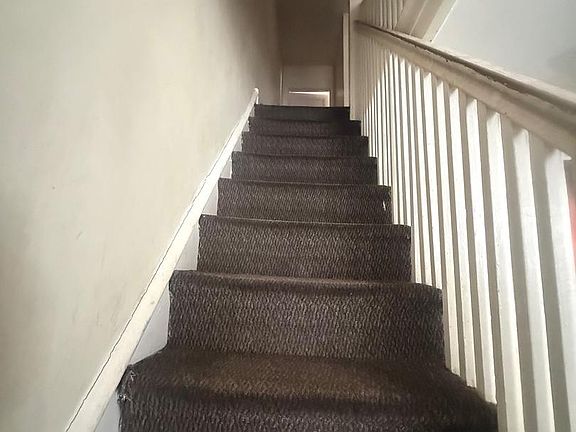 3rd image of 82 Hartley Rd