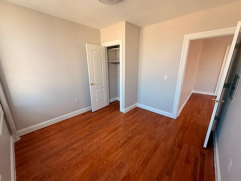 403 53rd St #22R — Photo 4