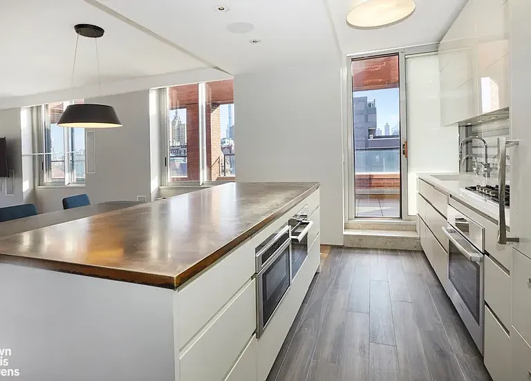 101 W 79th St #14A — Photo 10