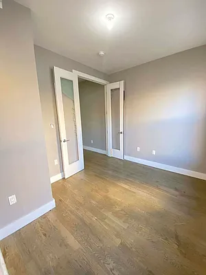 Rented by The Brokerage Group LLC | media 19