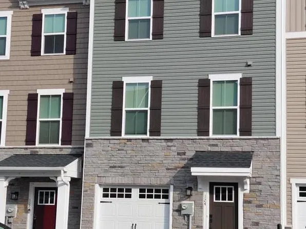 124 Glory Maple Ln, Downingtown, PA 19335