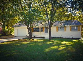2004 Morningside Dr NW, Hartselle, AL 35640