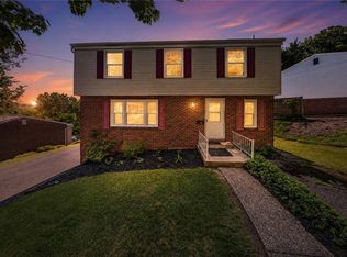 690 Blue Ridge Rd, Pittsburgh, PA 15239