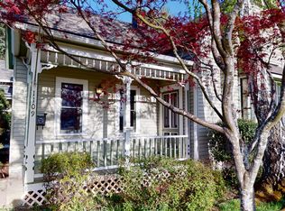 1109 NE 9th St, Grants Pass, OR 97526