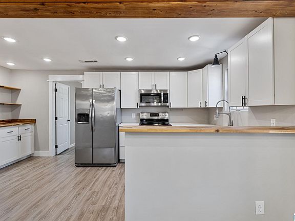 5th image of 311 Thrash Rd