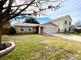 9526 Quicksilver Dr, San Antonio, TX 78245