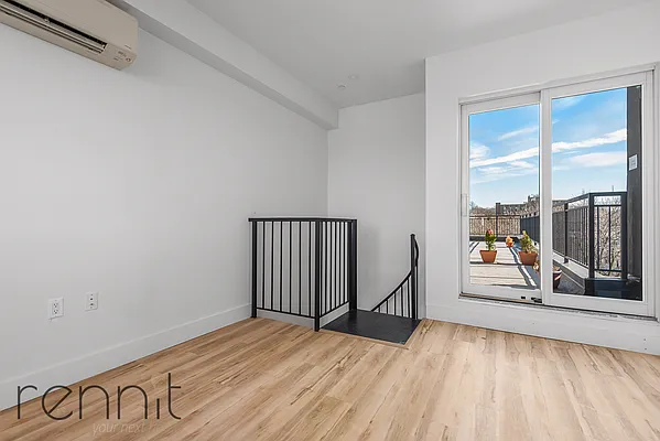 Rented by Rennit Inc. | media 9