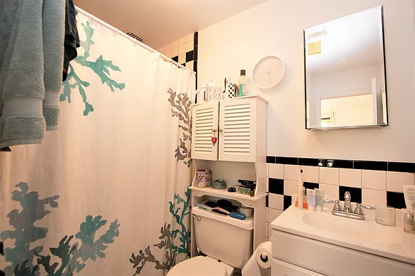 Rented by R New York | media 5