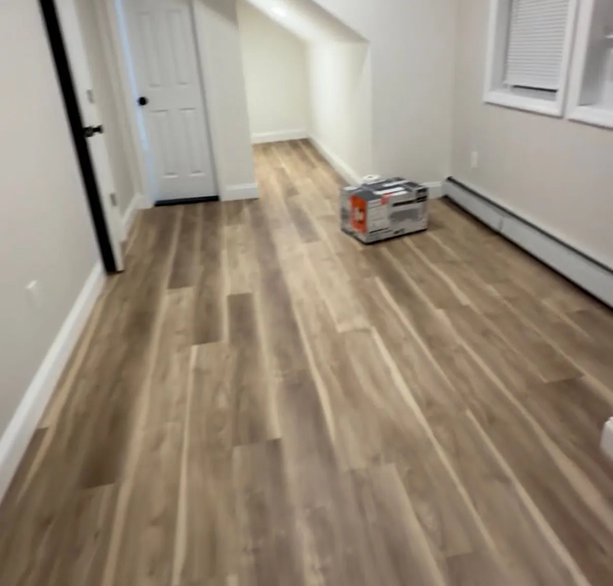 Newly Renovated 4 Bedroom Home — Photo 4
