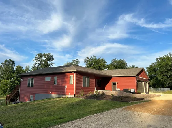 12839 State #16, Houston, MN 55943