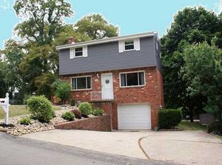 1430 Leona Ave, South Park, PA