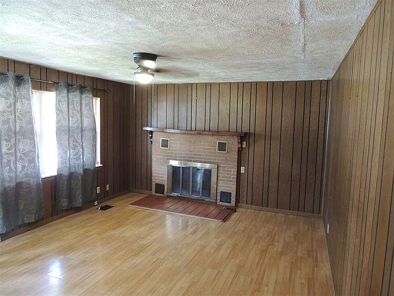 3rd image of 3360 Sheila Cir