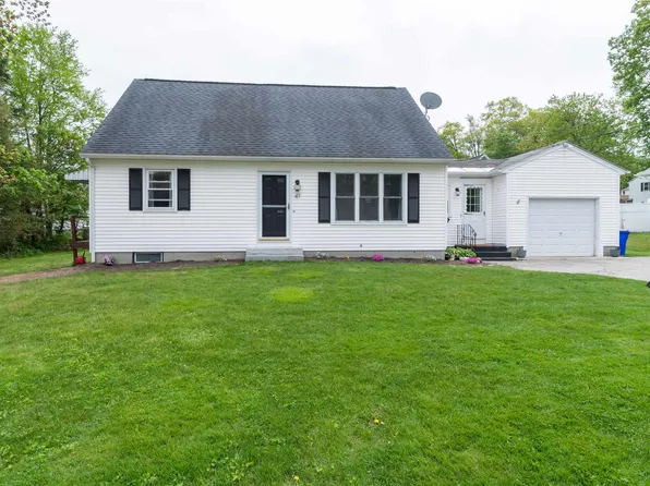 47 Laurel Street, Goffstown, NH 03045