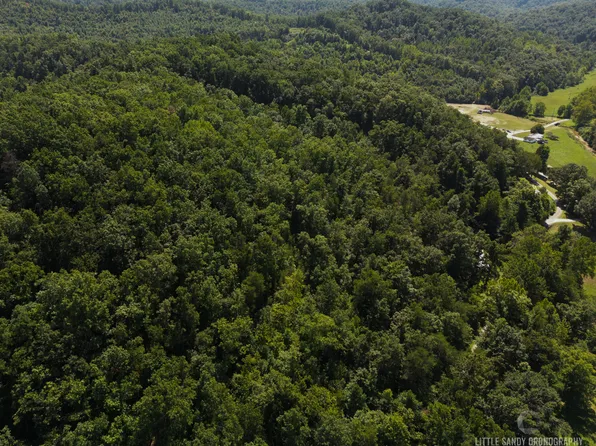 820 Leslie Rd, Rush, KY 41168