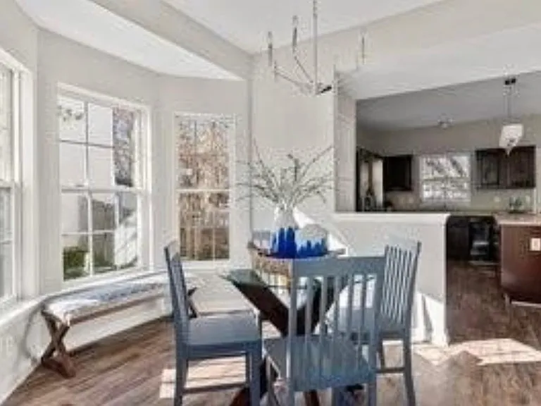 8712 Springwater Dr — Photo 14