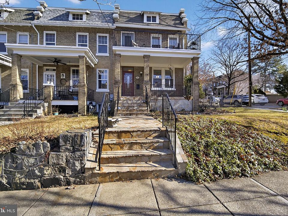 1st image of 4301 4th St NW