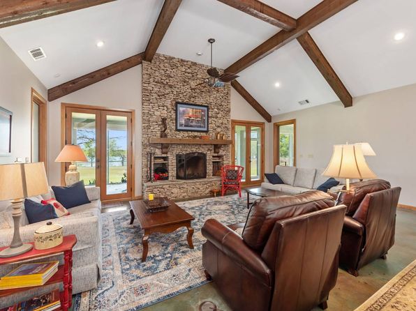 7935 S 440th Rd, Big Cabin, OK 74332