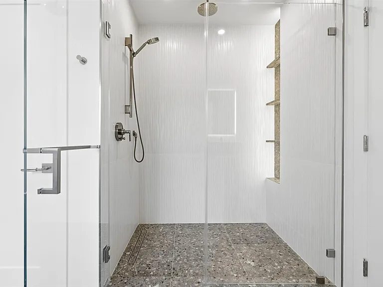 9 Algonquin Rd #2 — Photo 18