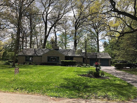 2nd image of 218 Tanglewood Dr