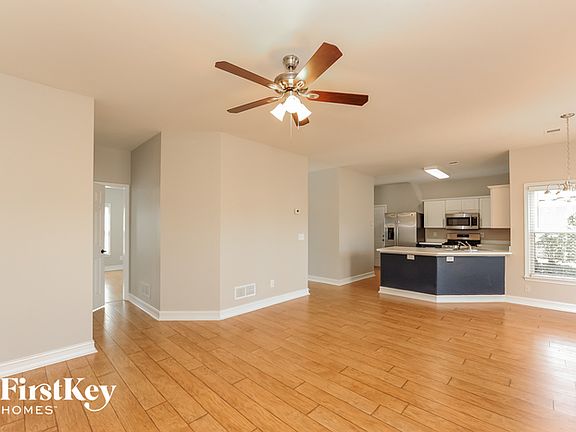 4th image of 2985 Ivey Oaks Ln