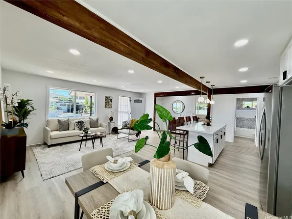 94-341 Honowai St, Waipahu, HI 96797