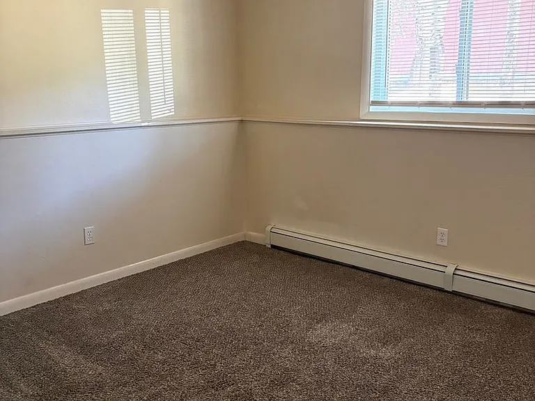 407 Mountain View Pl — Photo 10