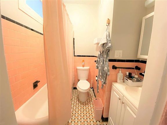 5th image of 9 Sewall Ave APT 214
