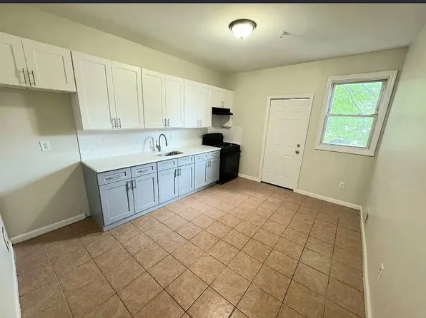 138 S Oraton Pkwy #3L, East Orange, NJ 07018