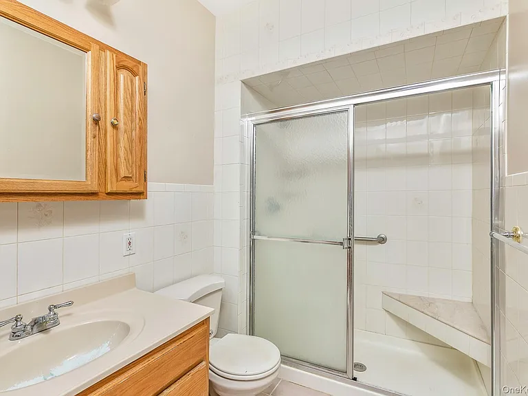 4 Brooktree Ct — Photo 15