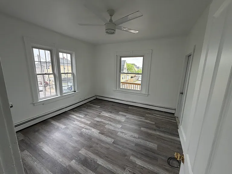 51 Cleveland St #2 — Photo 5