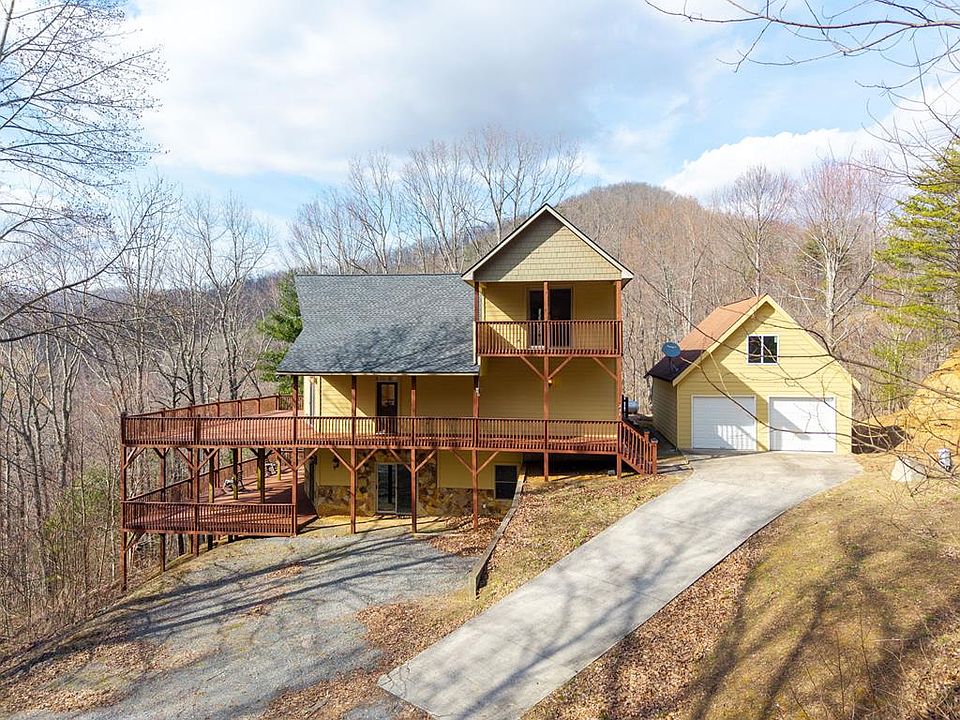 1st image of 235 Oak Ridge Ests