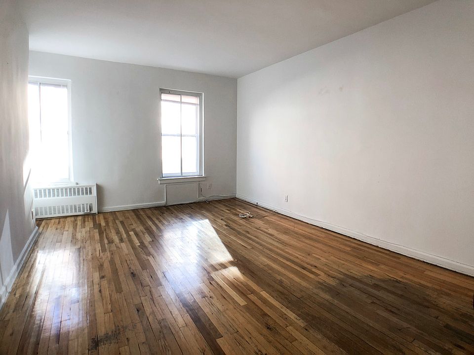 1st image of 406 W 51st St #4AA