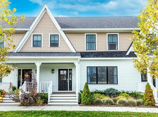 5 Benson Loop, Red Hook, NY 12571