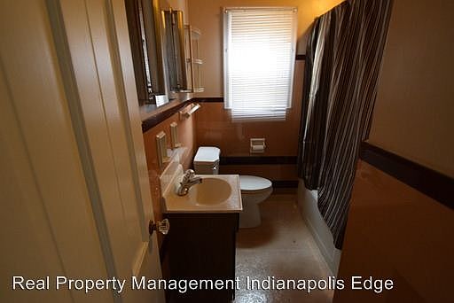 3rd image of 3710 N Grant Ave