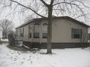 83 Petoskey St, New Hudson, MI