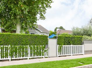 5009 Willowcrest Ave, North Hollywood, CA 91601