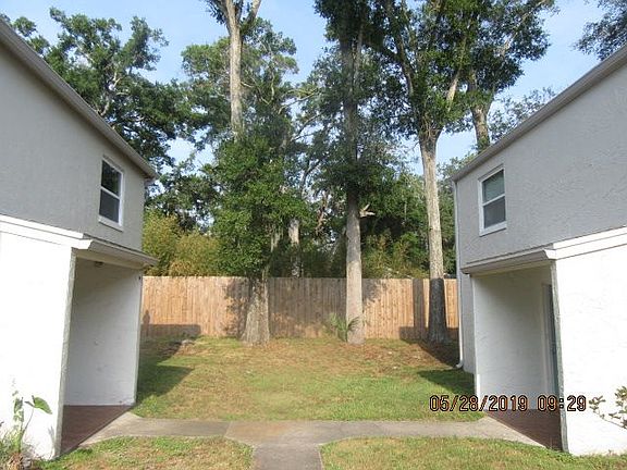 2nd image of 56 Masters Dr APT A