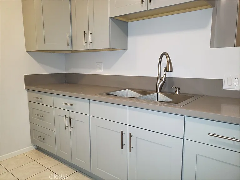 628 W State St #C — Photo 13