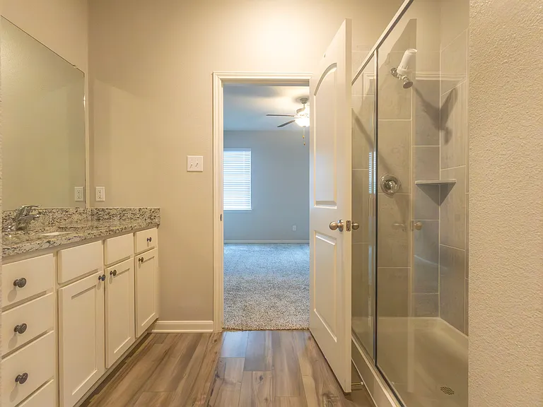 2100 Penaflor Dr — Photo 6