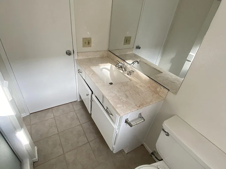 1396 Redondo Ave #106 — Photo 13