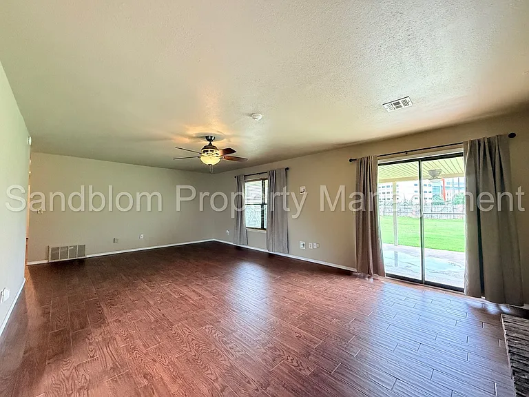 1702 S Nogales Ave — Photo 4