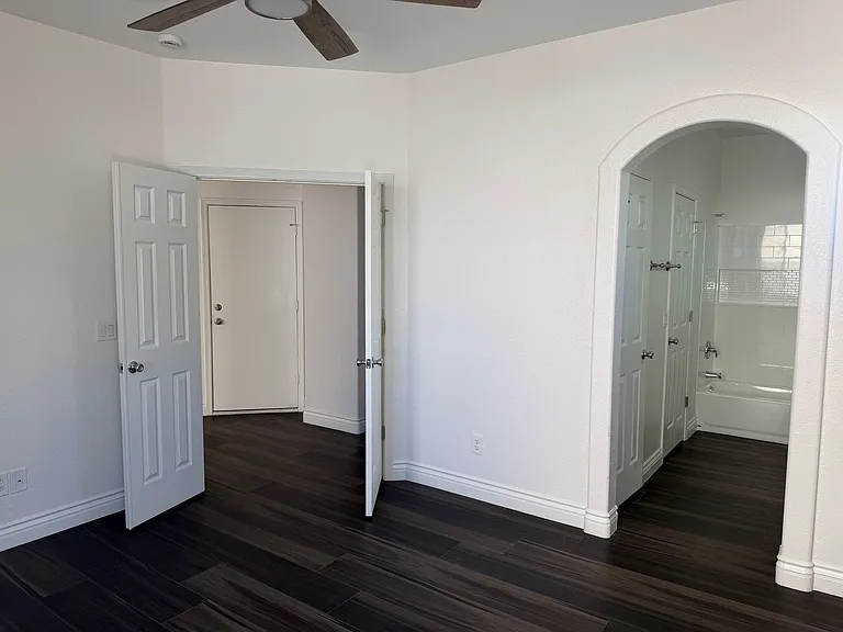 1140 E Catino St — Photo 19