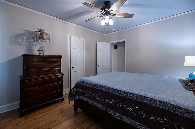 3301 Howard Ave — Photo 23
