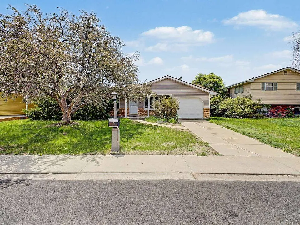 2519 Danbury Dr
